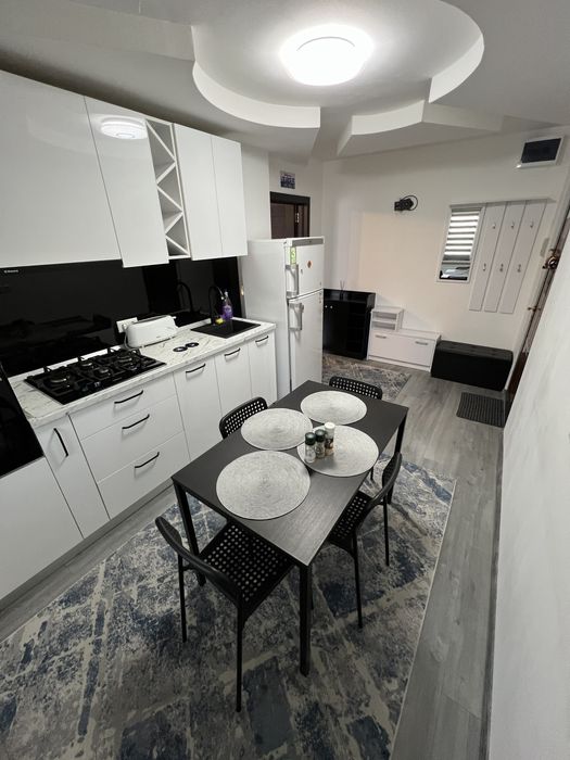 Inchiriez apartament 2 cam, Craiovita Noua, zona linistita!