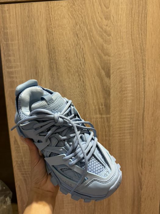 Balenciaga Track