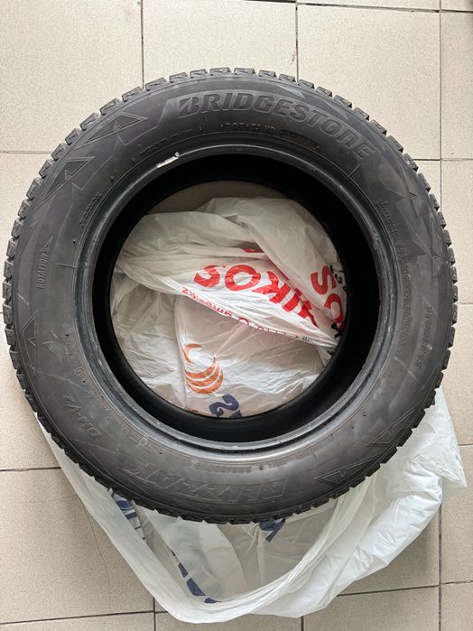Продам комплект Автошин BRIDGESTONE