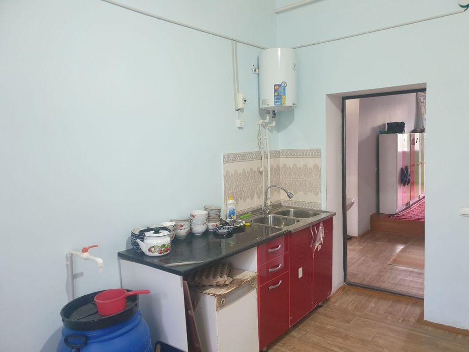 Шымбай районы орайында жайласқан жай сатылады !!!