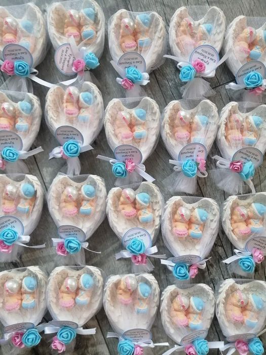 Подаръци за кръщене,рожден ден,погача и всякакъв друг повод.