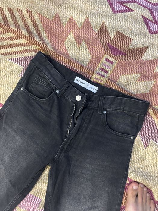 Джинсы bershka bootcut clash