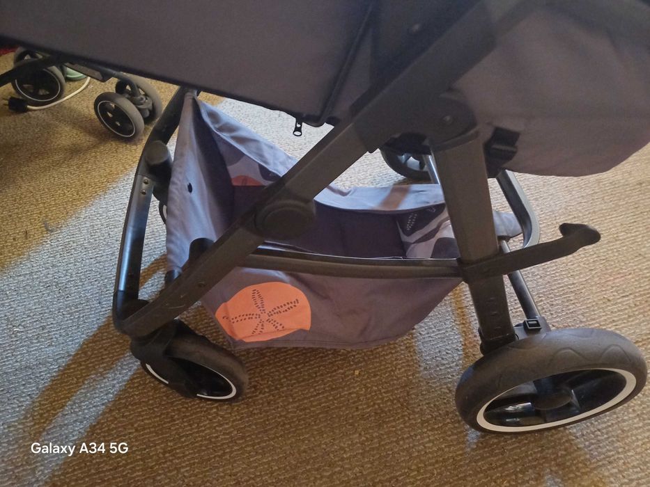 Бебешка количка Chipolino Milo