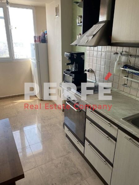 Продава се Тристаен апартамент в Бургас, Лазур - 88 кв.м за 1682 €/кв.м - Снимка #1