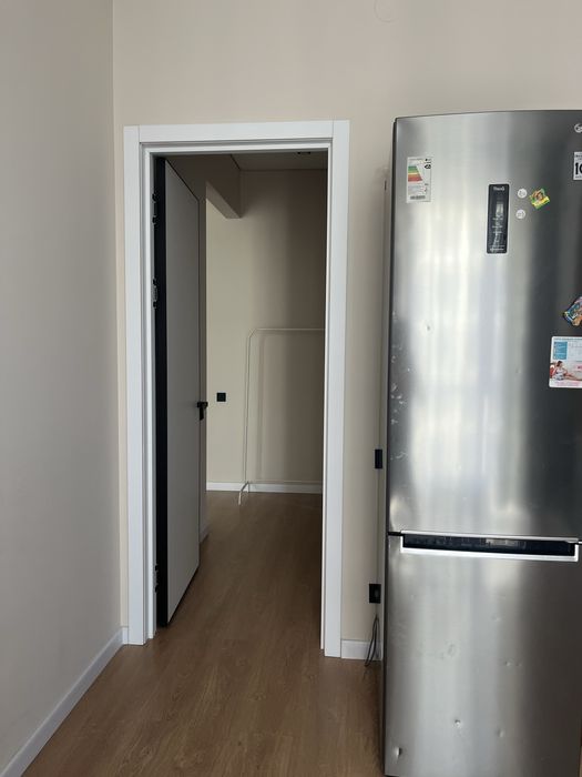 Подселение девушки желательно двоих.