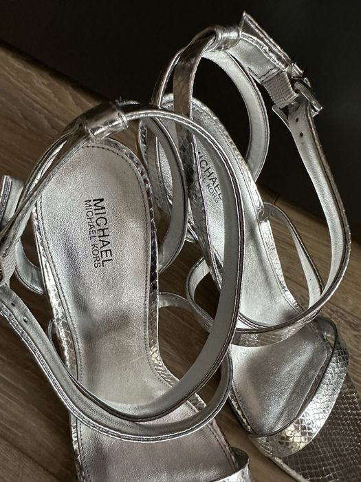 Елегантни сандали на ток Michael Kors номер 40