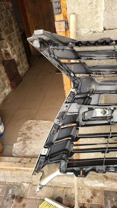 Решётка радиатора лексус лх570