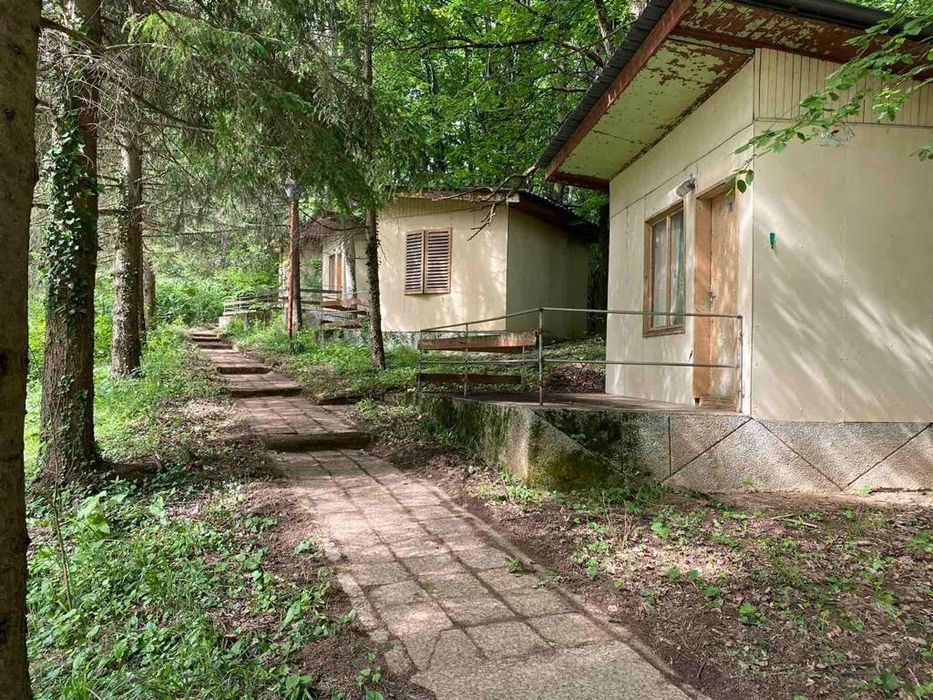 Продава се Промишлена сграда в Берковица - 7300 кв.м за 90 €/кв.м - Снимка #2