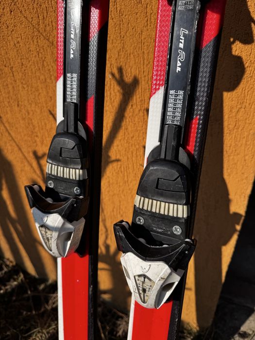 Skiuri HEAD 157