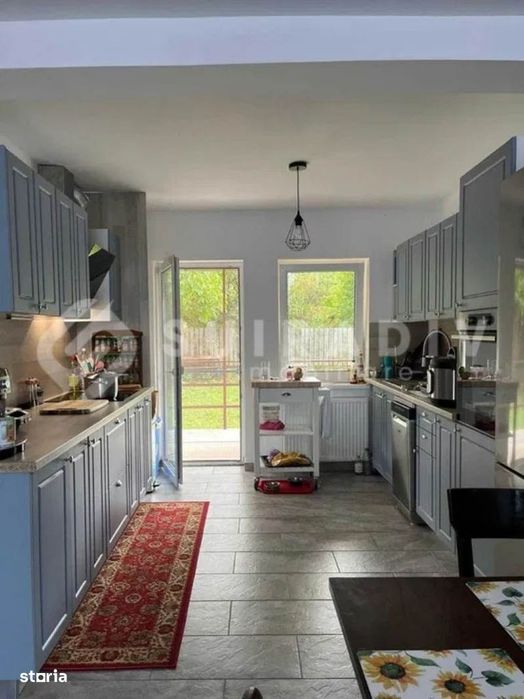 Casa tip duplex de inchiriat, semimobilata, curte – Calea Turzii