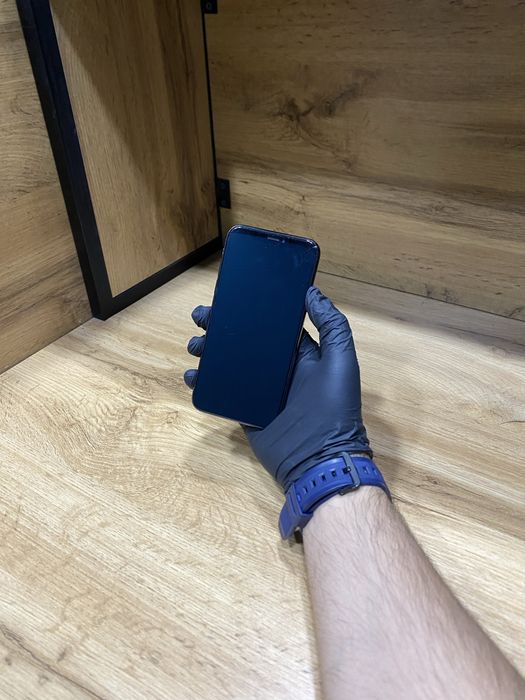 Iphone XS 256Gb sotuvda