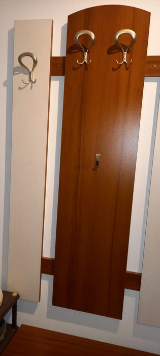 Портманто в отлично състояние.