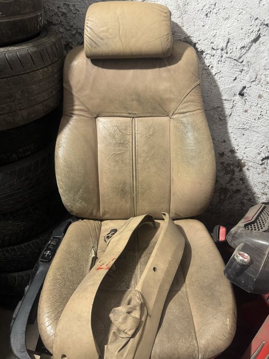 Продам сиденья БМВ е38 е38 е53