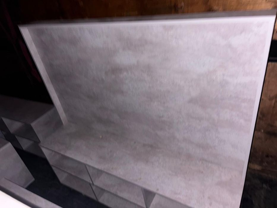 Полки под телевизор