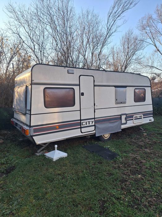 Каравана BURSTNER CITY