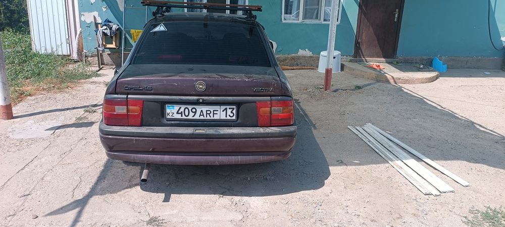 опел вектра обьем 1.6 1995 года