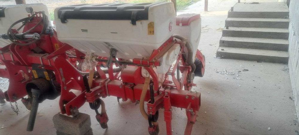 4 qatorli pnevmatik seyalka OZDOKEN VPHE