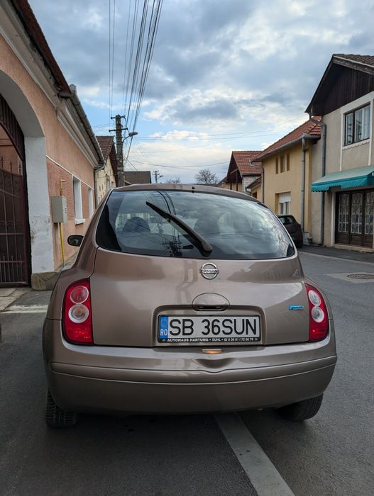 Nissan Micra K12 B