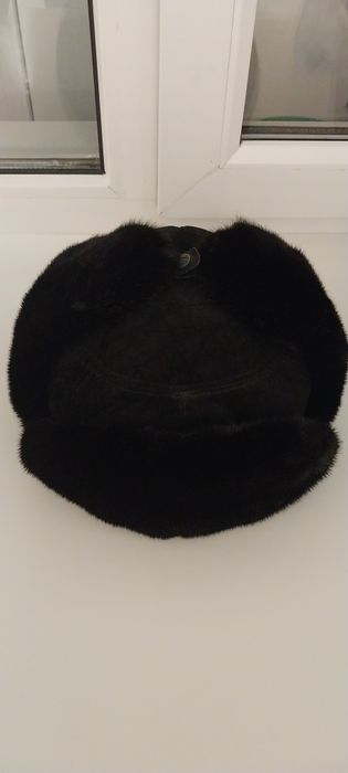 Продам недорого шапку норку