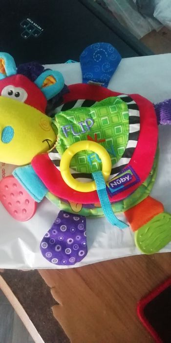 Игрушка      игрушка