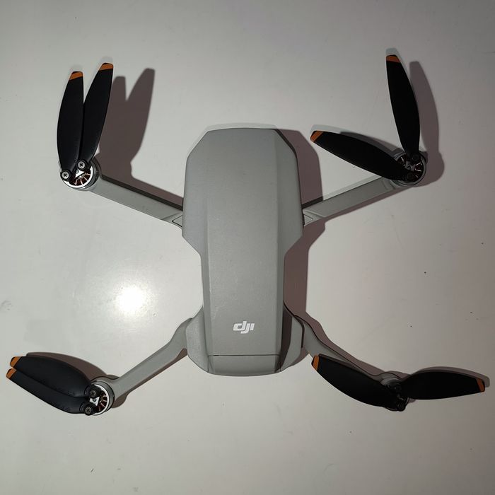 Drona DJI Mini 4k (249g)