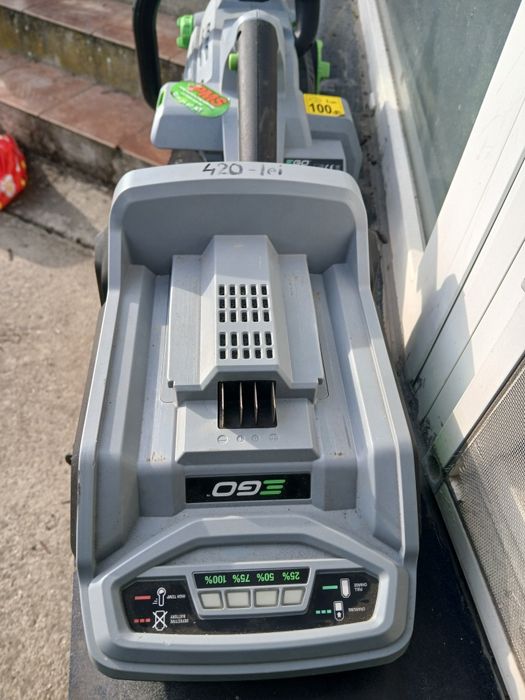 Drujbă nouă EGO-pe baterie+încărcător-7,5Ah-lama 35 cm-motor brushless