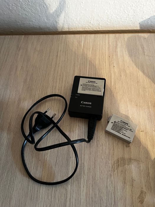 Фотоаппарат CANON EOS 600D