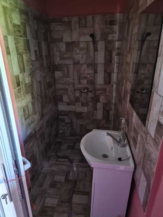 De Vanzare Casa individuala + Teren extravilan Comuna Raciu ,Sat Ulies