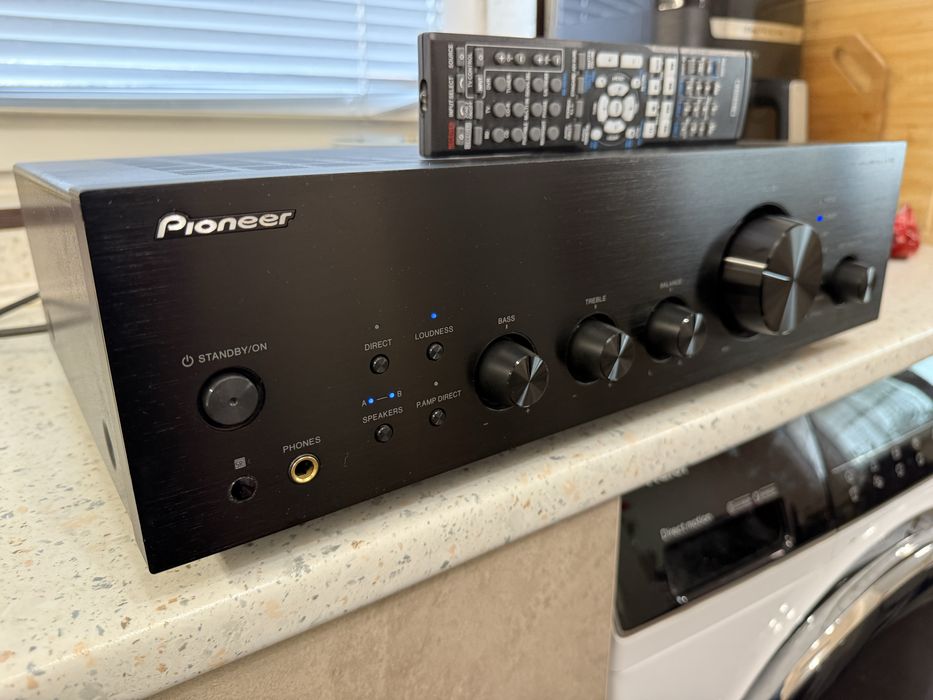 Pioneer A-40AE Стерео усилвател DAC