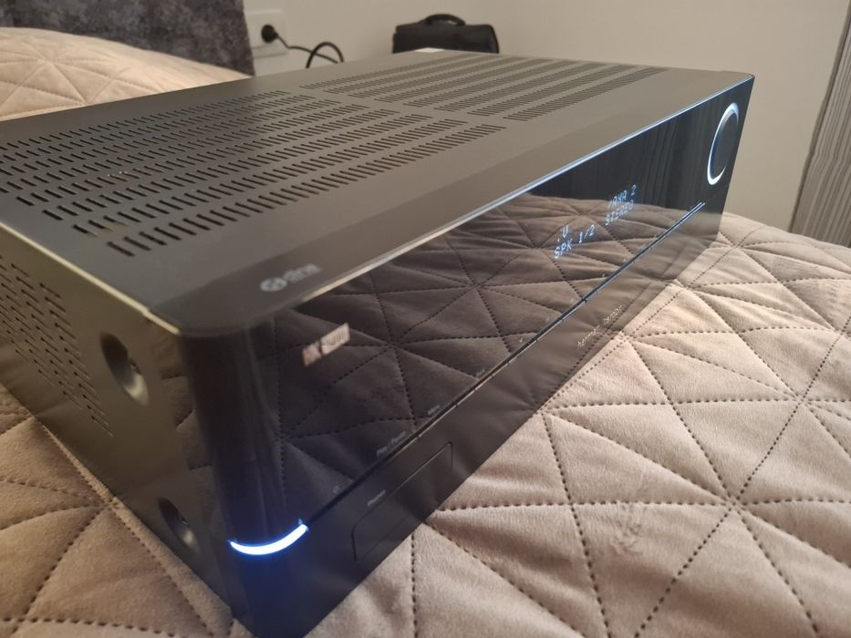 Receiver stereo Harman Kardon HK 3700 cu telecomandă