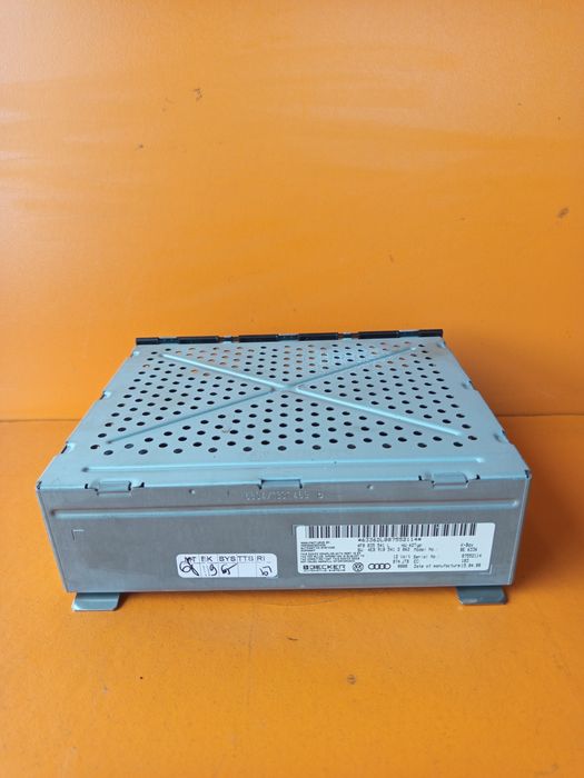 Audi A4 B8 A5 8T A6 4F A8 D3 Q7 4L оригинален радио усилвател тунер