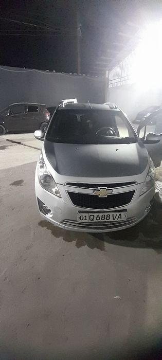 2015 yil spark 3 pozitsiya 195000 yurgan