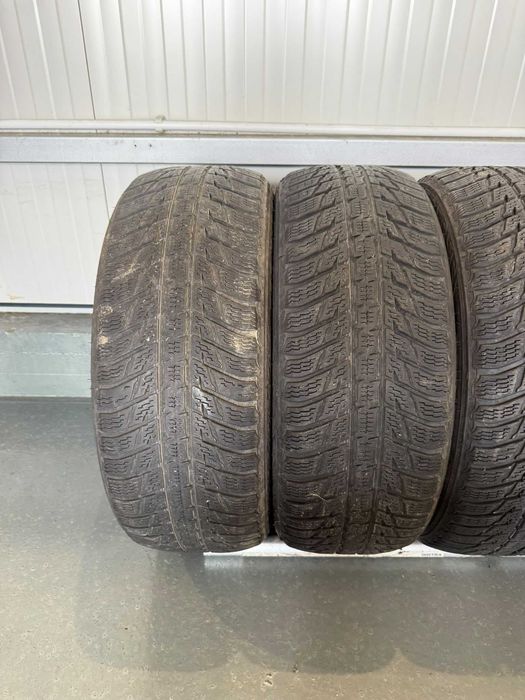 Anvelope 235 55 18 Iarna Nokian
