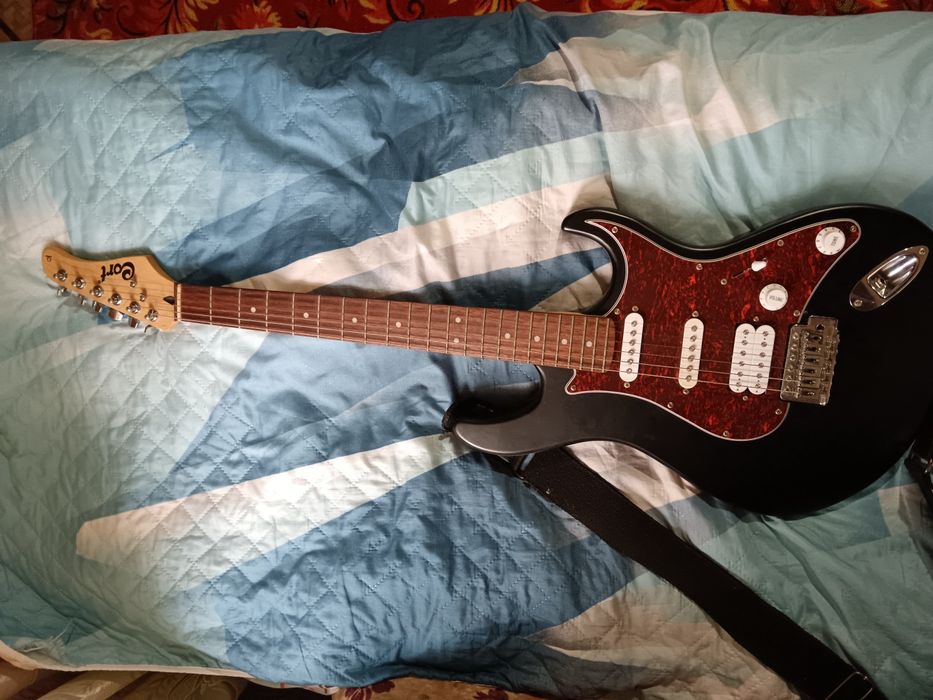 Электрогитара Cort g110 (оригинал) +комбик cort