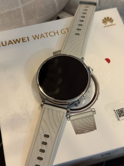 Часовник Huawei Watch GT 4