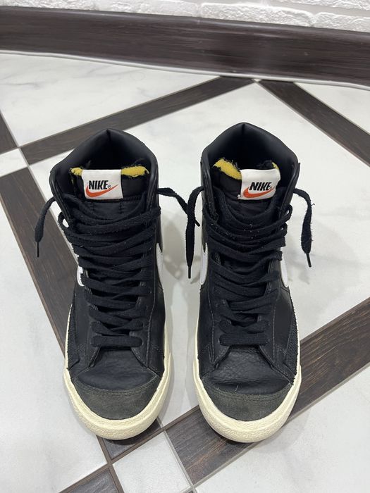 Nike blazer mid 77