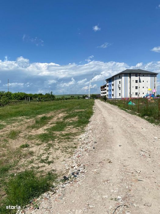 5 parcele teren intravilan, Ișalnița