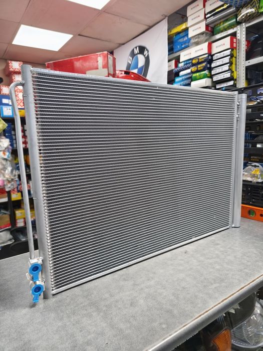 BMW F10 радиатор кондиционера