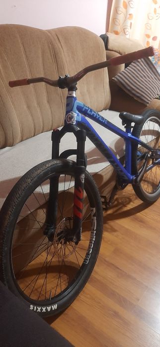 Dirt jumper dartmoor 26 player