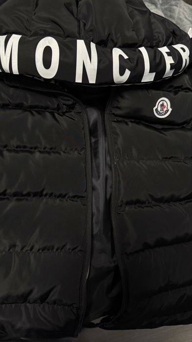 Premium мъжки елек Moncler