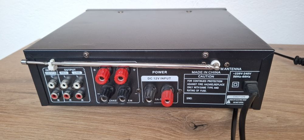 Amplificator 2x 40 w