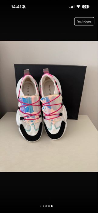 Sneakears Musette marimea 38