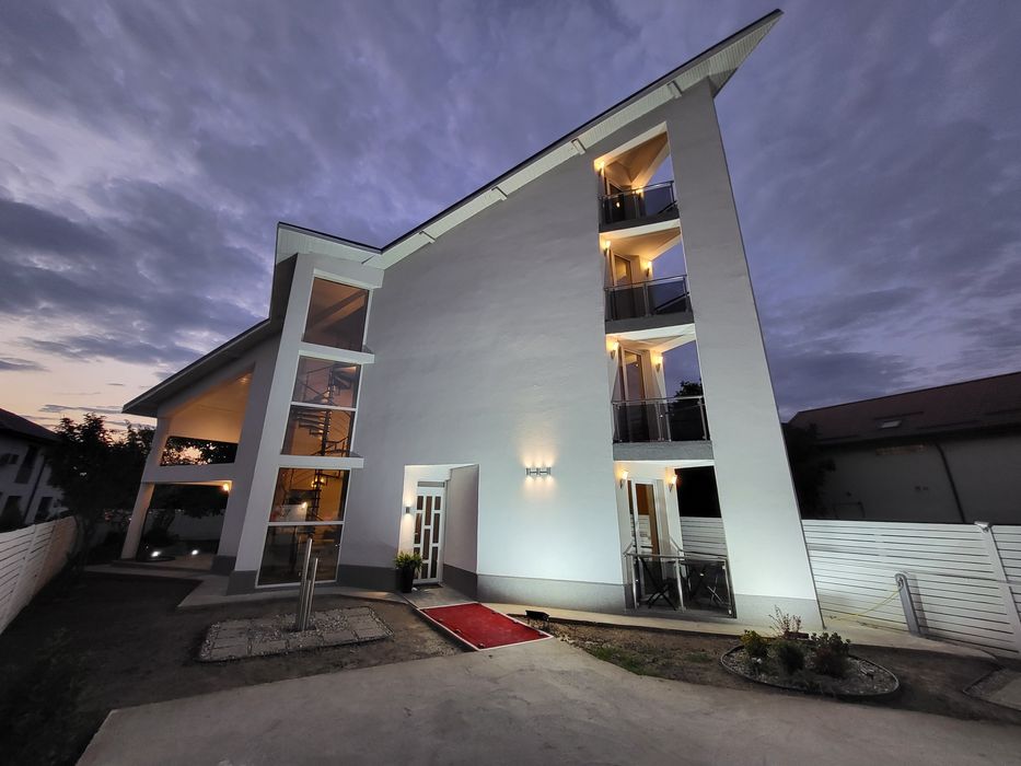 *Proprietar* Vila Corbeanca de inchiriat