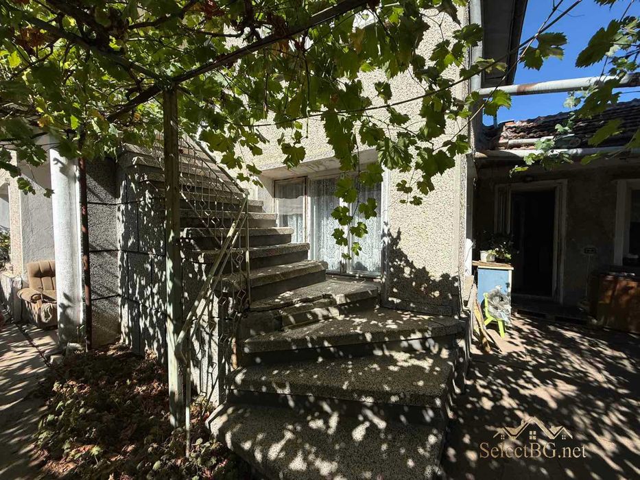 Продава се Къща в с. Самоводене, Област Велико Търново - 140 кв.м за 572 €/кв.м - Снимка #2