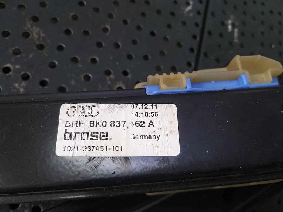 Macara geam electric dreapta fata audi a4 b8 8k 8k0837462a