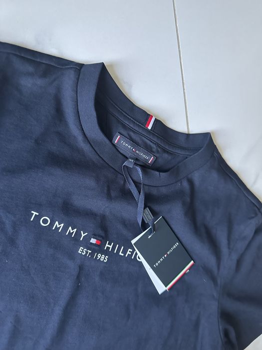 Нови оригинални маркови блузи Tommy Hilfiger за ръст 164 см
