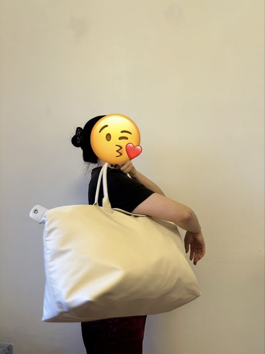 Продам белую сумку плащевка