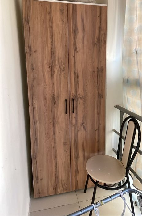 Шкаф новый отличный состояние