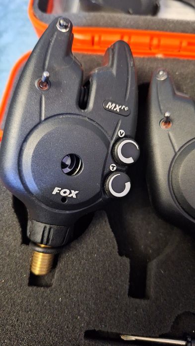 Delphin Bomber Spod,Fox mxr+