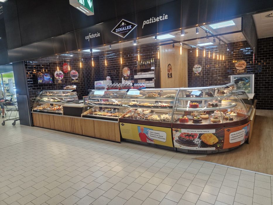 Vitrine de cofetarie